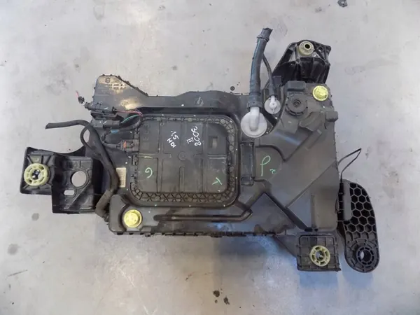 Réservoir AdBlue Peugeot 3008 II 2017 - MIT4901 image 1