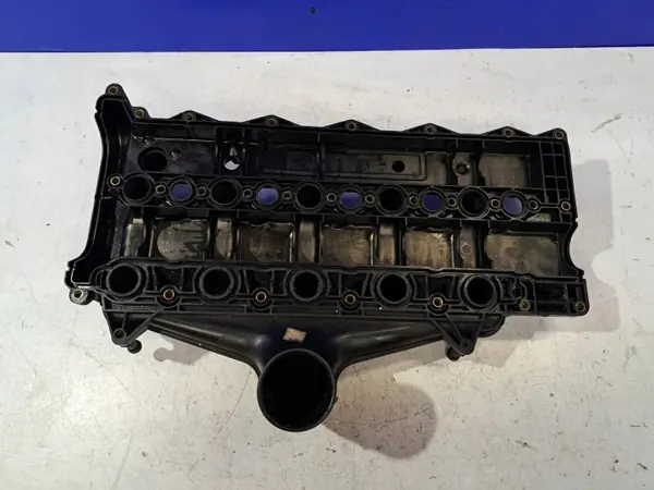 Colector de admisión Volvo OE usado OEM 8675978 image 3