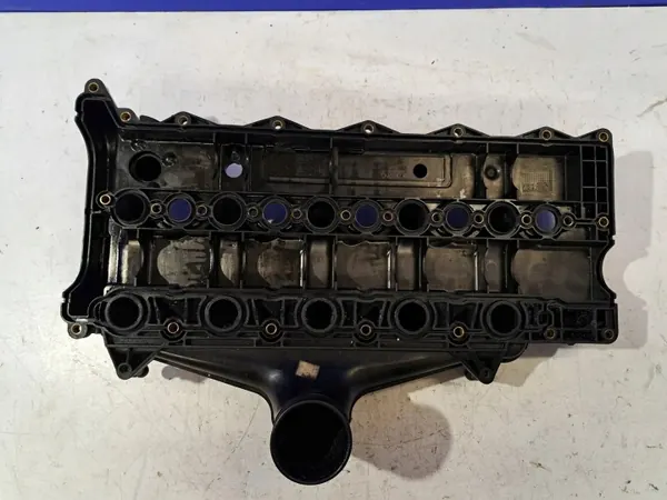 Colector de admisión Volvo OE usado OEM 8675978 image 4