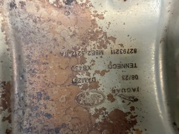 Land Rover M8E2-5G2110-BA pakoputki käytetty image 8