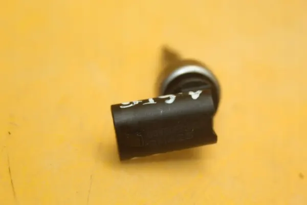 Sensor Temperatura Líquido OEM 2M425 620 Kia Sorento IV image 4