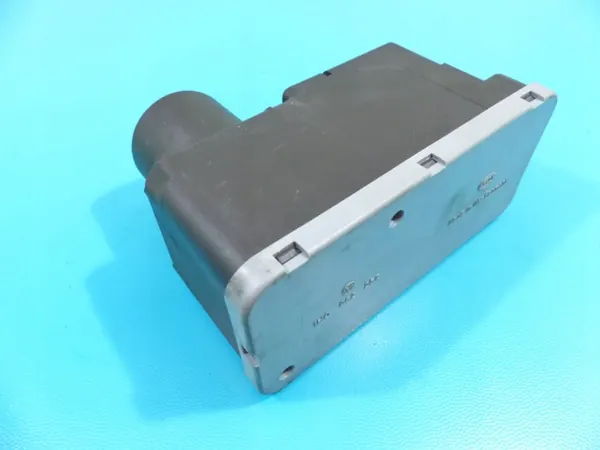 Zentralverriegelungspumpe OEM 1H0962257 für VW Passat B3 image 2