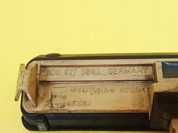 Micro-interrupteur de coffre OEM DRC100448 Audi A4 B5 image 4