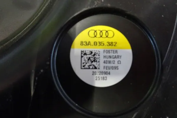 Audi OE Subwoofer OEM 83A035382 - Gebraucht image 3
