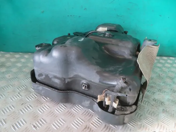AdBlue-tank OEM 172A22038R för Movano NV400 2.3 image 6