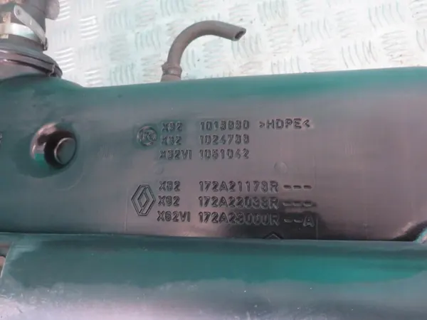 AdBlue-tank OEM 172A22038R för Movano NV400 2.3 image 8