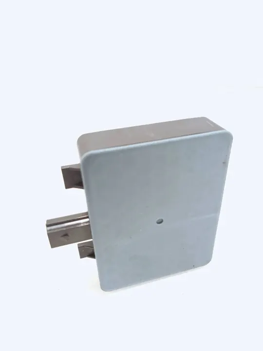 Polestar 2 2024 Sokea kulma -moduuli OEM 32334824 image 3