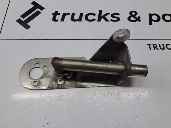 Pakoputken kiinnike Webasto lämmitin Renault T Range OEM 9020572 image 3