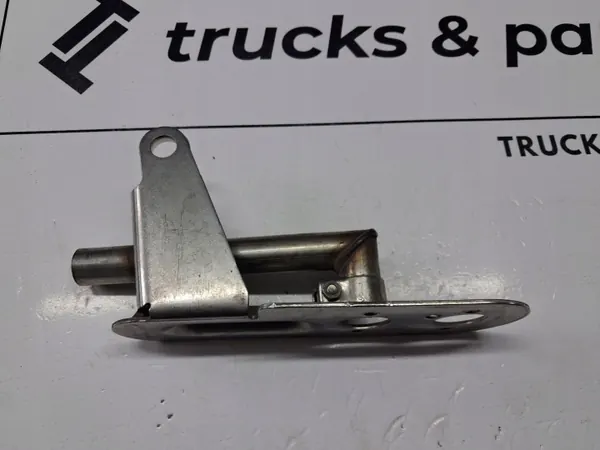 Pakoputken kiinnike Webasto lämmitin Renault T Range OEM 9020572 image 4
