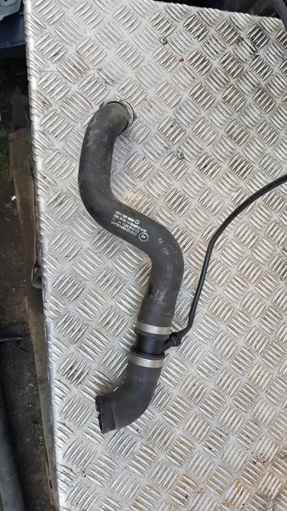 Mercedes W211 Radiateurslang A2115012682 image 2