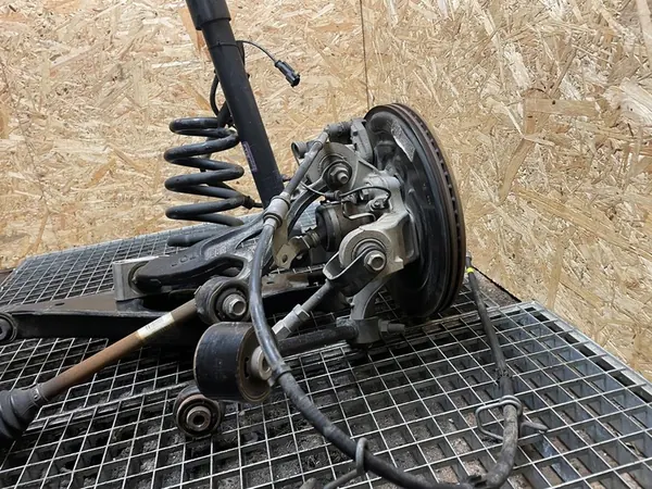 Ford Explorer VI Rear Suspension Assembly 2019 Left Side OEM DB5Z5B759B image 4