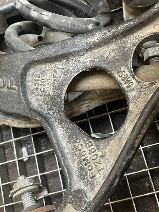 Ford Explorer VI Rear Suspension Assembly 2019 Left Side OEM DB5Z5B759B image 9