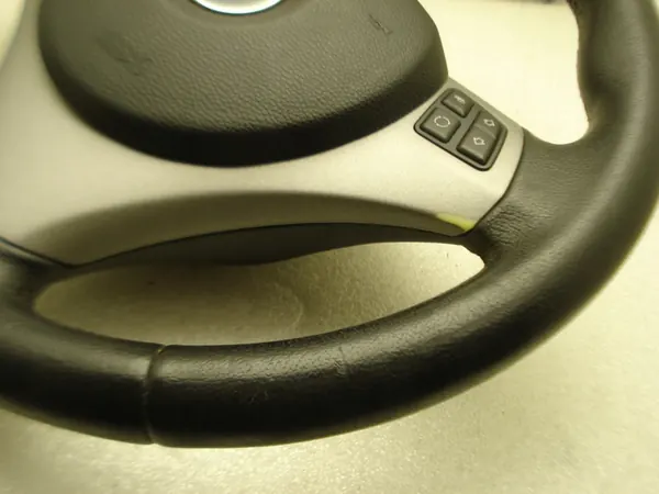 Volant Multifonction en Cuir BMW E90 E91 image 3