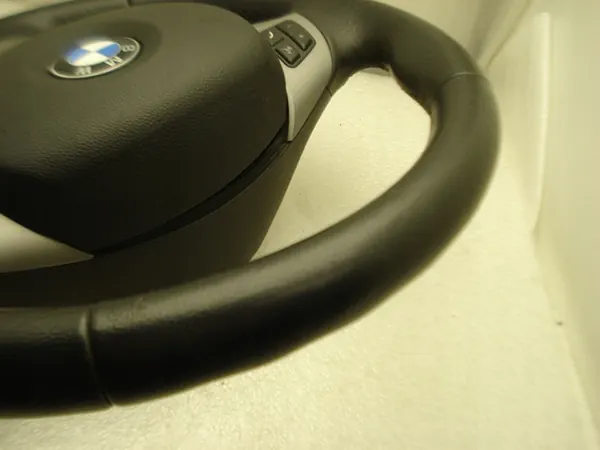 Volant Multifonction en Cuir BMW E90 E91 image 5