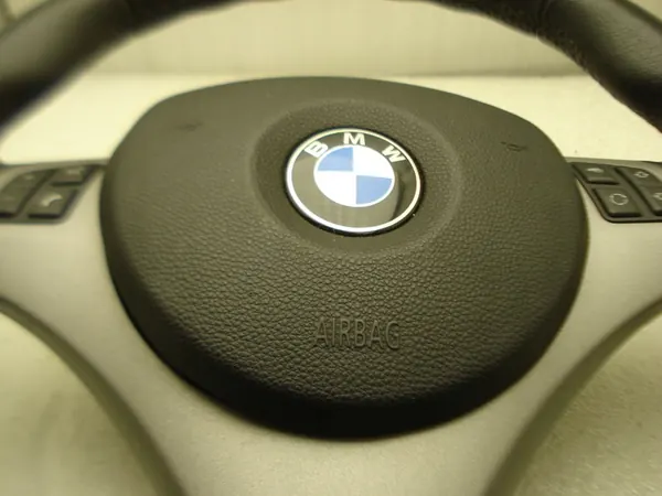Volant Multifonction en Cuir BMW E90 E91 image 9