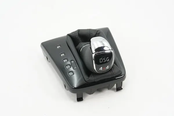 Gear Shift Knob and Gaiter Skoda Superb B6 image 1