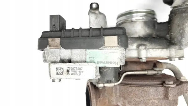 Turbo BMW 5 (F10) 258203 2.5L Diesel 2012 image 3