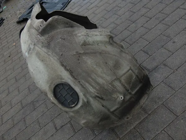 Audi OE 4F0821134H front right wheel arch image 5