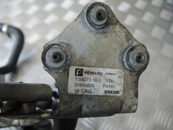 Bomba de água e mangueiras Volvo XC60 II OEM 31368537 image 4