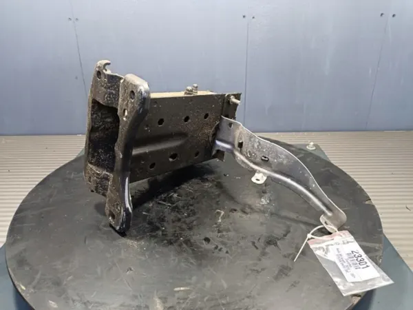Audi A6 C8 Avant Quart Rail Extrémité OEM 23301 image 2