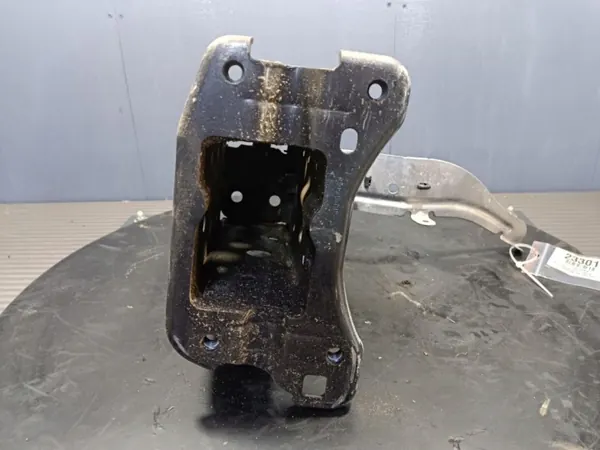 Audi A6 C8 Avant Quart Rail Extrémité OEM 23301 image 3