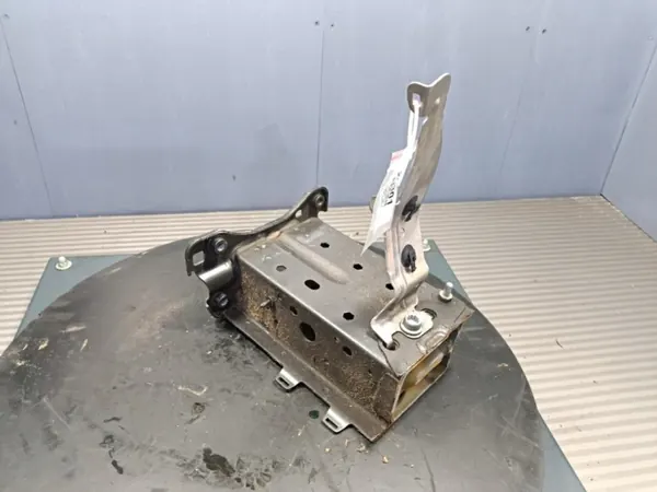 Audi A6 C8 Avant Quart Rail Extrémité OEM 23301 image 5