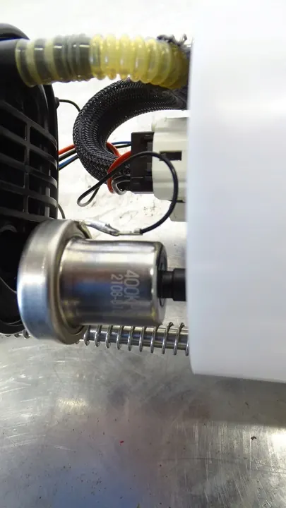 Bomba de combustible Ford Mondeo MK4 1.6 FG2008 image 7