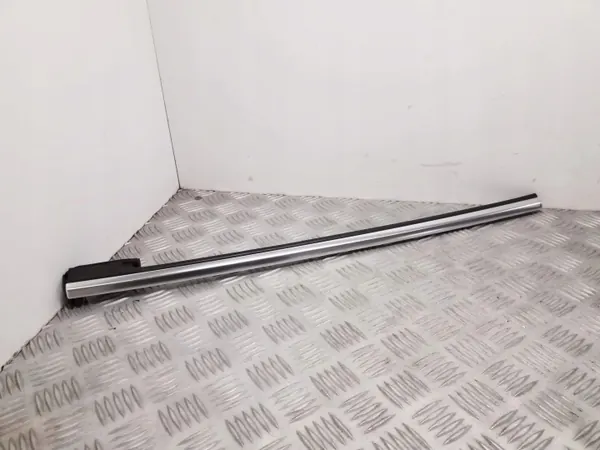 Audi Heckfenster-Dichtung OEM 8F0853764E image 2