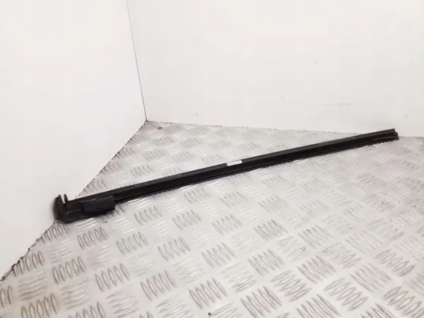 Audi Heckfenster-Dichtung OEM 8F0853764E image 4