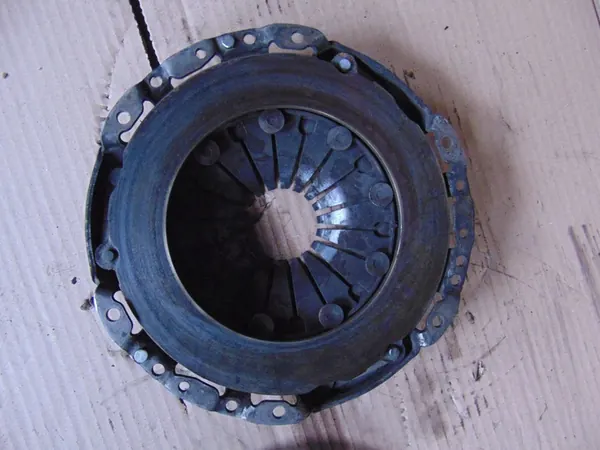 Kytkinlevy Renault Scenic III Megane III 1.6 image 5