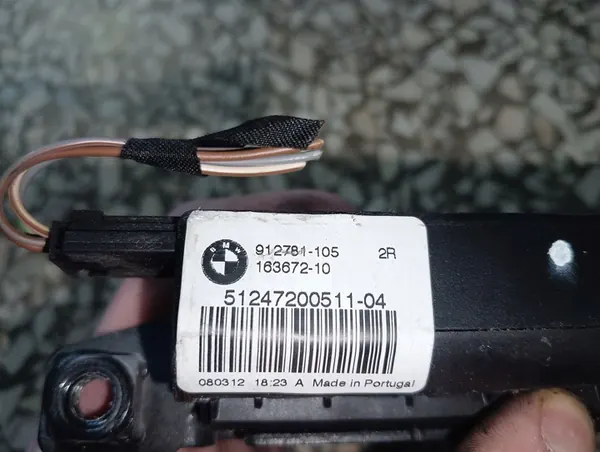 Bagagelås BMW X1 E84 (2009-2015) OEM 51247200511 image 2