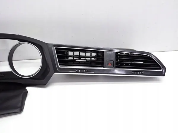 Luchtroosterframe OEM 5NB815719 voor VW Tiguan II image 3
