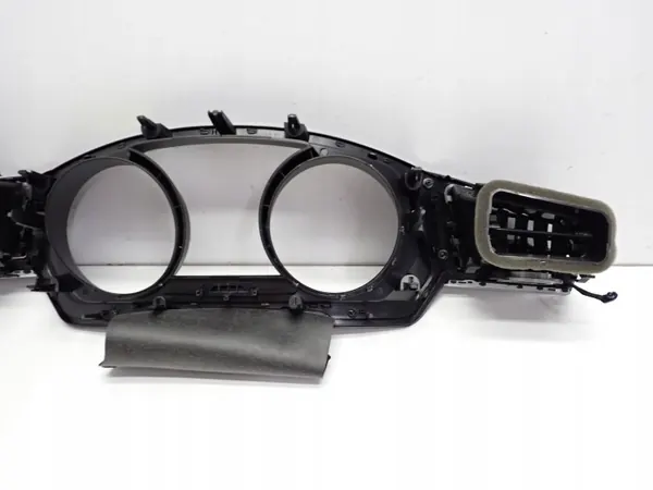 Luchtroosterframe OEM 5NB815719 voor VW Tiguan II image 5