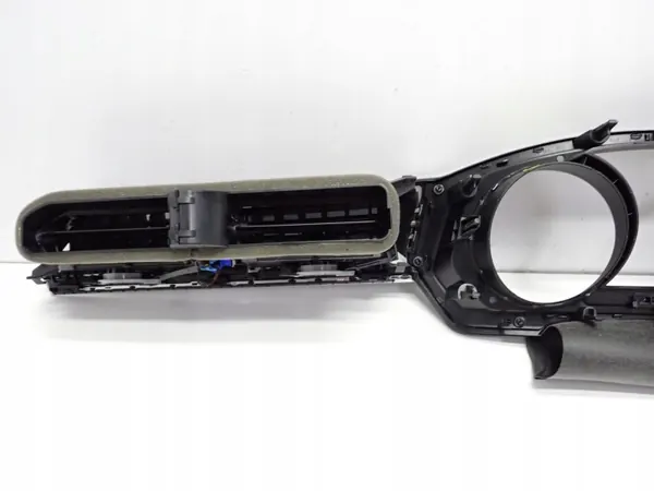 Luchtroosterframe OEM 5NB815719 voor VW Tiguan II image 6