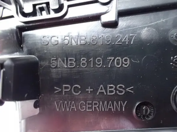 Luchtroosterframe OEM 5NB815719 voor VW Tiguan II image 8