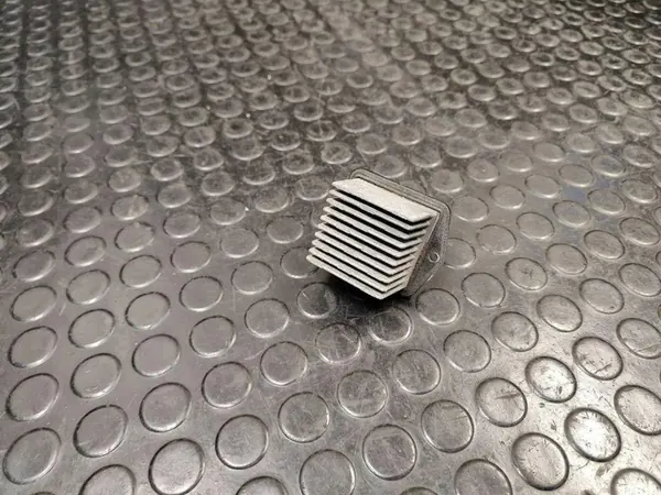 Relais de ventilateur de chauffage PEUGEOT 4008 2.2L Diesel 022A8J image 6