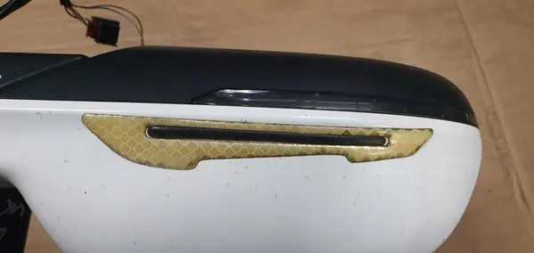 Oikeanpuoleinen Peilien Kotelo Audi A3 8P LIFT 08-12 OEM 8F0857528 image 4