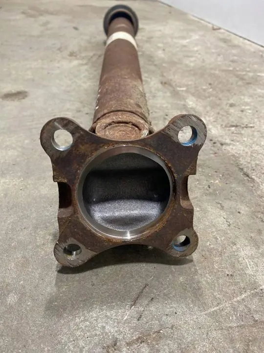 Dodge RAM 2013 Eje de transmisión delantero 52123021AE image 3