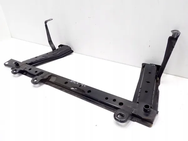 Voorbalk onder radiator OEM 622107974 Renault Captur image 3