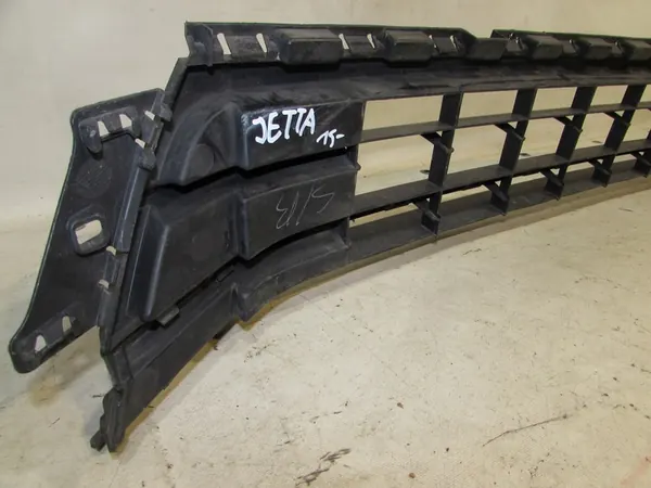 VW JETTA 15-18 Griglia paraurti anteriore OEM image 4
