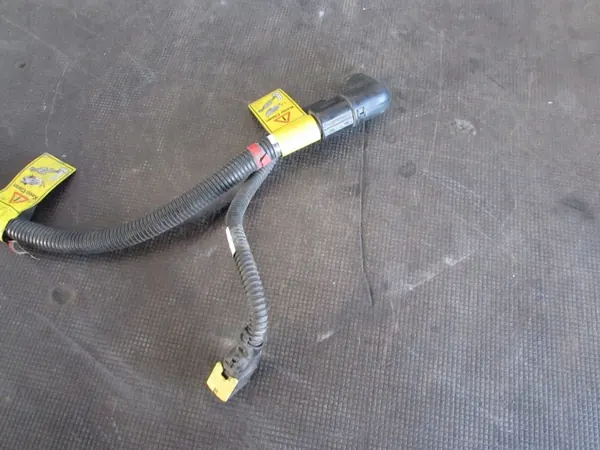 Conjunto Cableado AdBlue OEM 22330354 para Volvo FH image 4