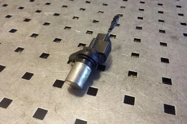 Sensor de posición del árbol de levas TOYOTA RAV 4 II 9091905012 image 3