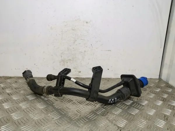 Tanque AdBlue Kia OE OEM FOB14171 - Usado image 3