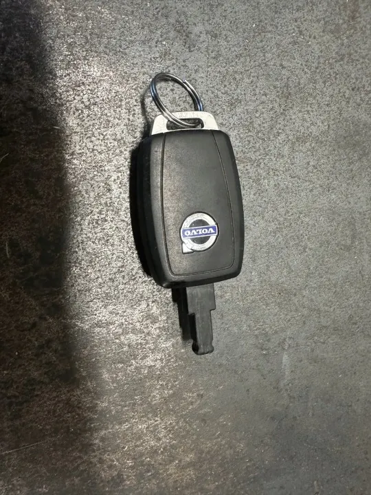 Volvo C30 S40 II C70 V50 Kaukosäädin OEM Lift image 2