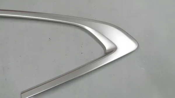 BMW F44 Vänster Sidoruta Lista OEM 7483165 image 3