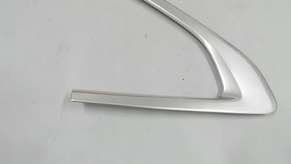 BMW F44 Vänster Sidoruta Lista OEM 7483165 image 4