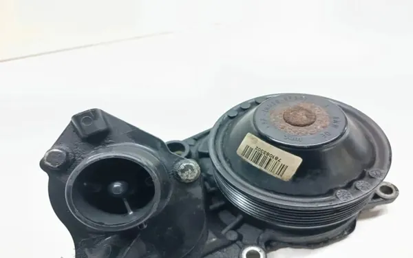 Vesipumppu OEM 7810833 BMW 3-sarja 2.0L Diesel image 3