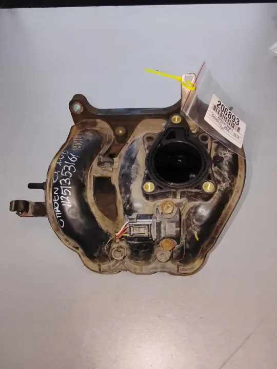 Gebrauchtes Ansaugrohr OEM 12535361 für Citroen C1 1.0 image 2