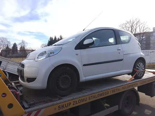 Gebrauchtes Ansaugrohr OEM 12535361 für Citroen C1 1.0 image 3