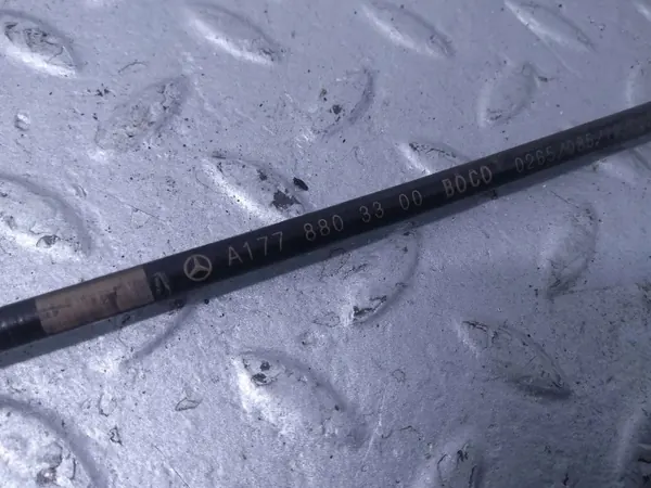 Câble de capot Mercedes-Benz A1778803300 - OE d'occasion image 4